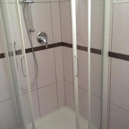 1 1/2 Hébergement de vacances